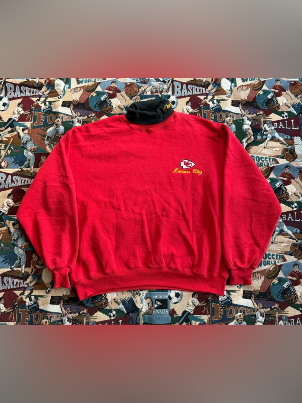 Vintage 90s Men’s Chalk Line NFL Kansas City Chiefs Red Turtleneck Sweatshirt